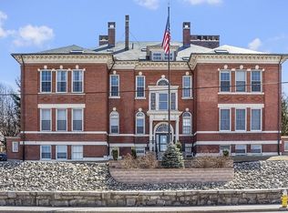 926 Southbridge St APT 21, Worcester, MA 01610