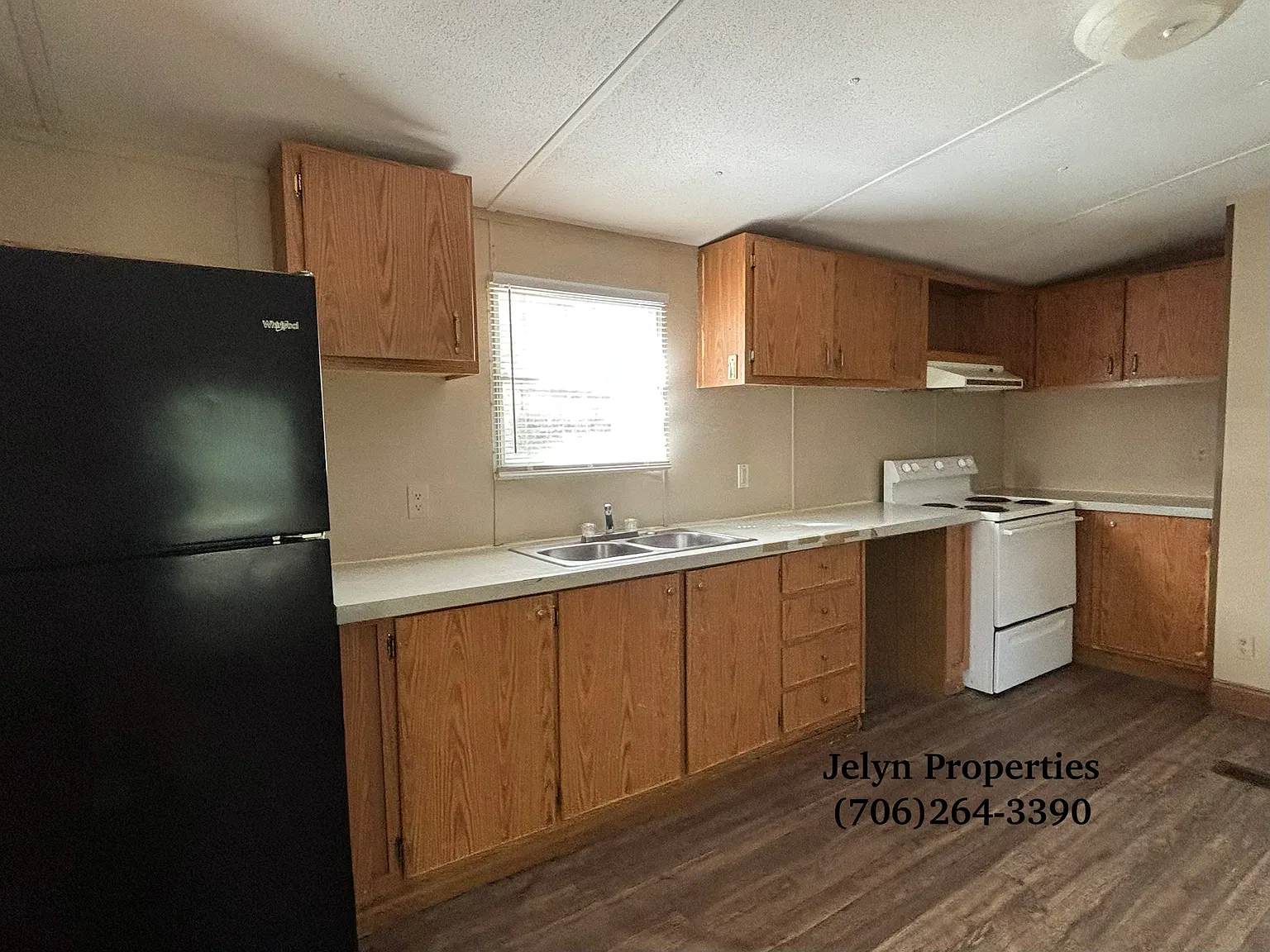 3 bed, 900 sqft, $900 — Photo 4