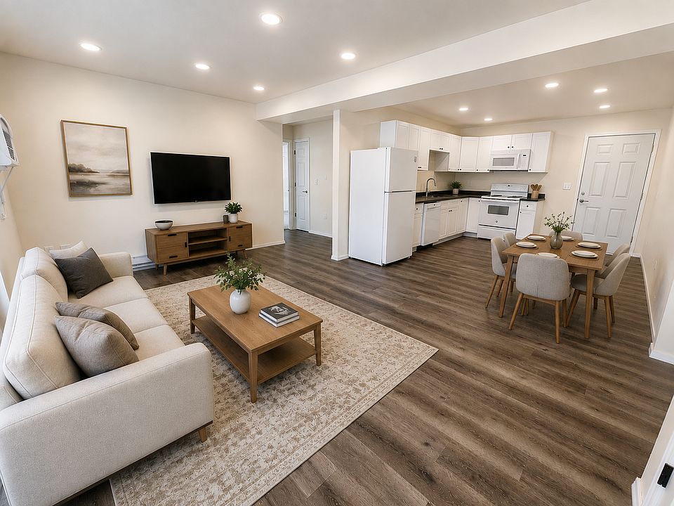 1st image of 3030 Post Rd APT 15