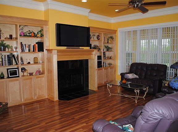 2nd image of 321 Polk 61