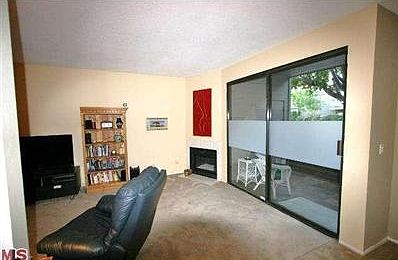 4th image of 13331 Moorpark St APT 121-B