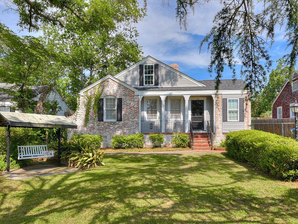 1st image of 1743 King Woods Drive