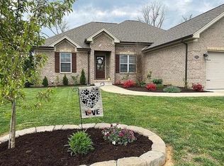 618 Red Maple St, Bowling Green, KY 42101