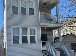 8452 S Exchange Ave, Chicago, IL 60617