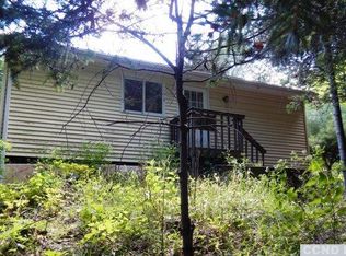 101 White Pines Ln, Leeds, NY 12451