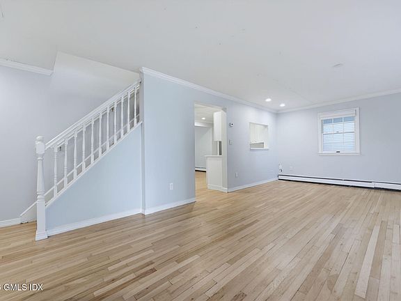 4th image of 17 Arnold St
