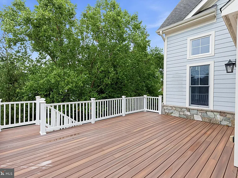 1751 Tysons Crest Ln — Photo 44