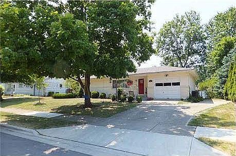 Large, Shaded Front Lawn.
