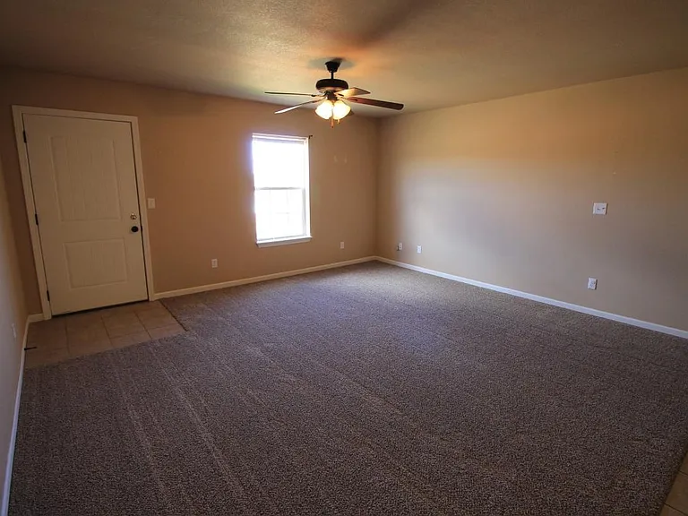 123 Edna St #123-B — Photo 34