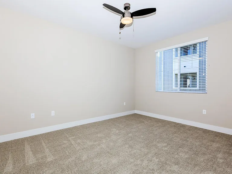Sendero Gateway Apartment Homes — Photo 68