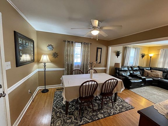 5th image of 402 Seminole Dr NW