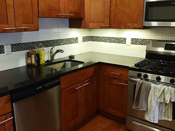 2nd image of 4115 Pine St APT 1