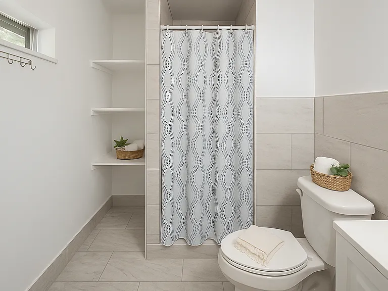 private bath room 5
