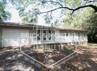 4001 Skyline Dr, Knoxville, TN 37914