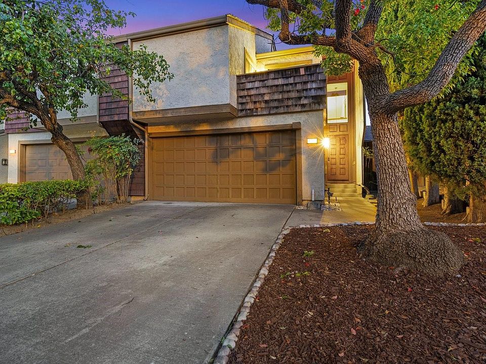 1st image of 4797 Lago Vista Cir