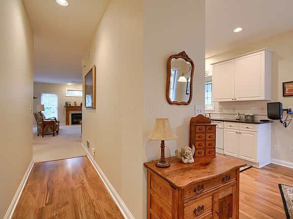5th image of 6025 McNaughten Grove Ln
