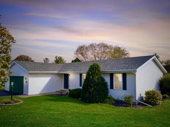 14801 Misty Meadow Ln, South Beloit, IL 61080