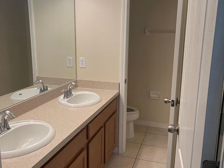 4213 Winding Vine Dr — Photo 25