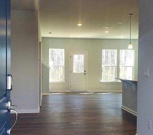 2nd image of 906 Plum Creek Pl