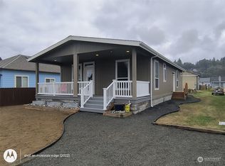 522 Broadway Avenue South Bnd, Raymond, WA