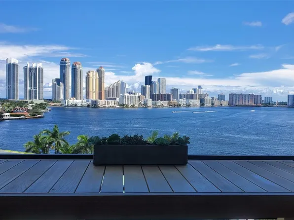 3600 Mystic Pointe Dr APT 913, Aventura, FL 33180