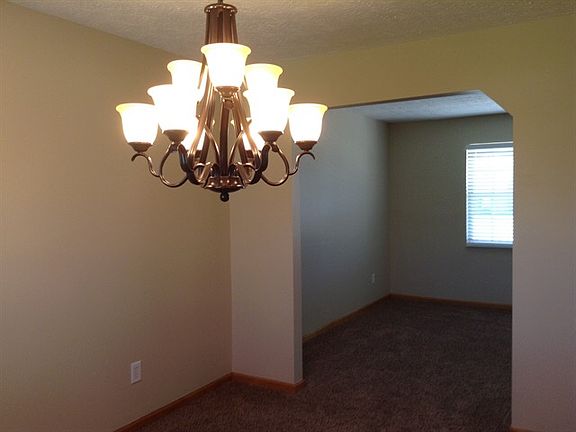 4th image of 6431 Willow Brooke Dr