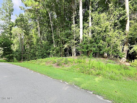 2nd image of 410 Candlewood Drive