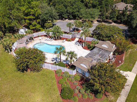 3rd image of 5853 Saratoga Dr