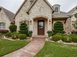 19 Kestrel Ct, Heath, TX 75032