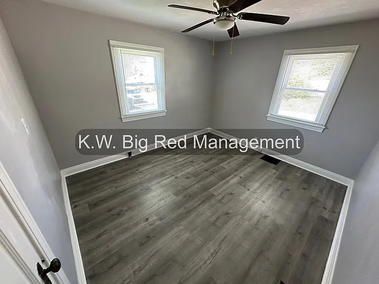 929 N Randolph Ave #2 — Photo 7