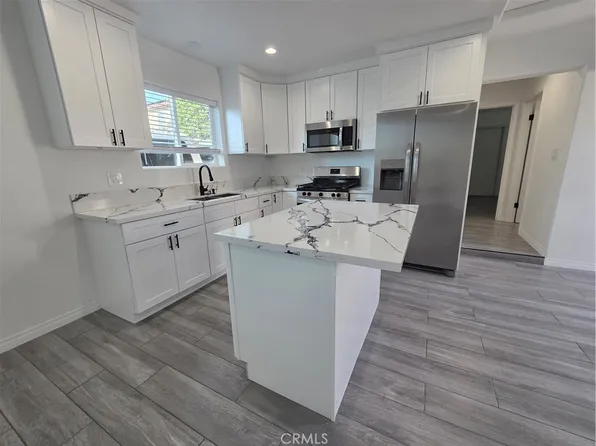 16328 Parthenia St, North Hills, CA 91343