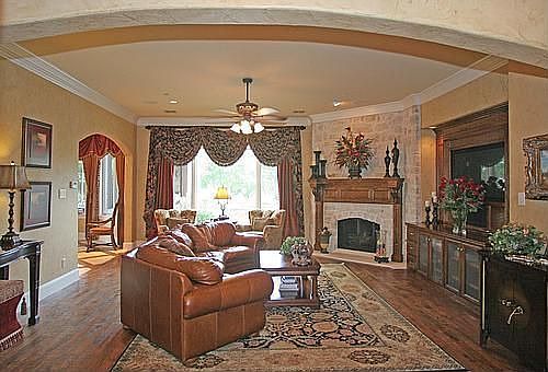 5th image of 2560 Westview Ct