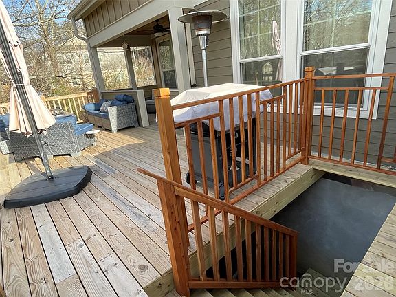 5th image of 554 Sweet Birch Park Ln