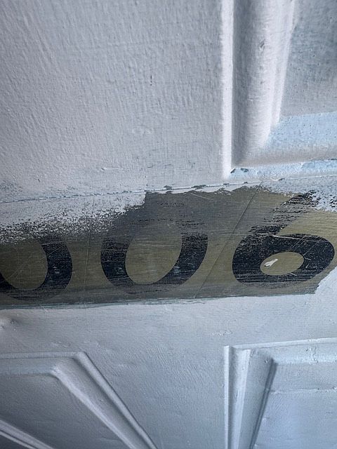 1st image of 1006 W 2nd St