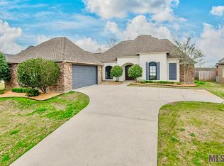 9529 Homestead Dr, Baton Rouge, LA 70817