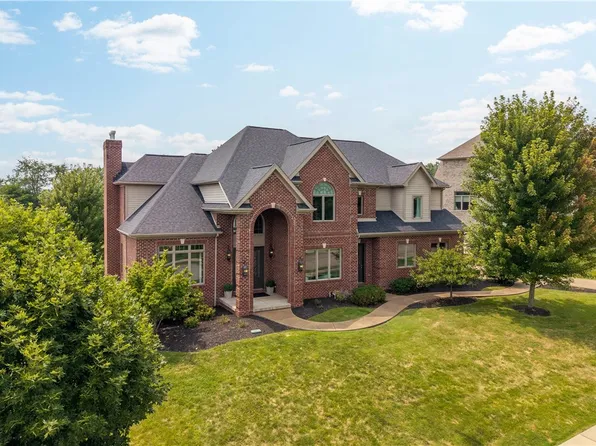 9807 Sumner Dr, Allison Park, PA 15101