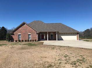 1170 Frazier Rd, Albertville, AL 35950