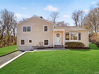 9 Ridge Road, Cortlandt Manor, NY, 10567