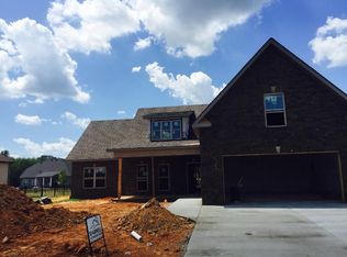 1252 Fallon Dr, Clarksville, TN 37043