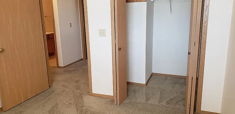 1248 Winston Drive - 3 — Photo 2