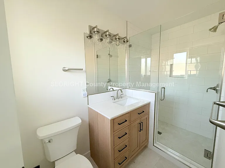2435 Boulevard Del Campo Blvd — Photo 7