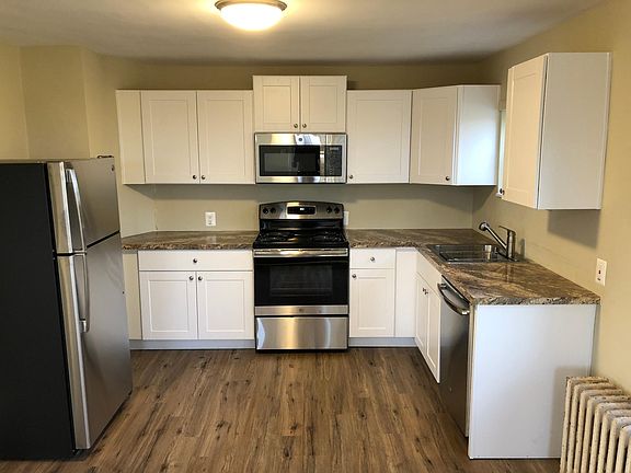 Remodeled Kitchen and new appliances.