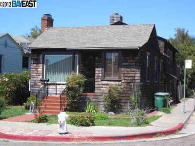(Undisclosed Address), Albany, CA, 94706