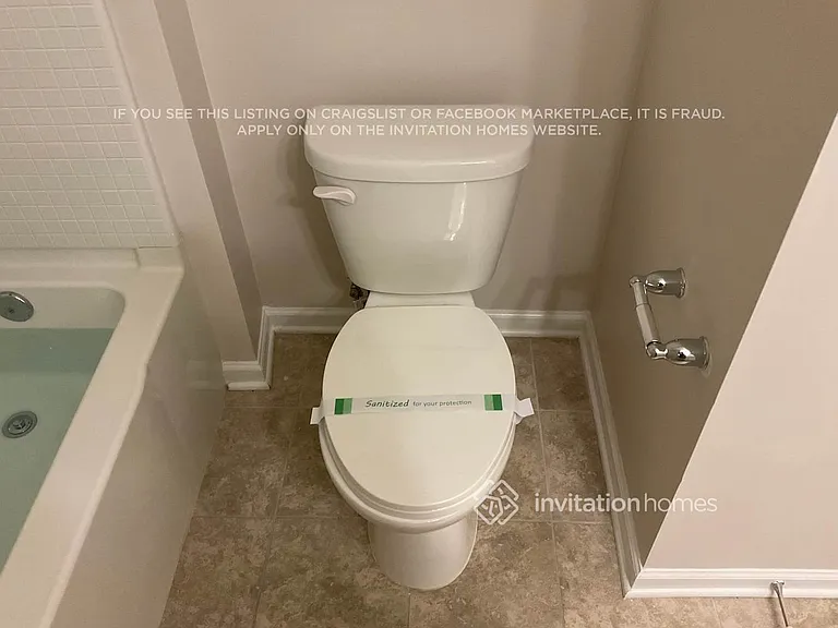 8026 Forest Hills Dr — Photo 17