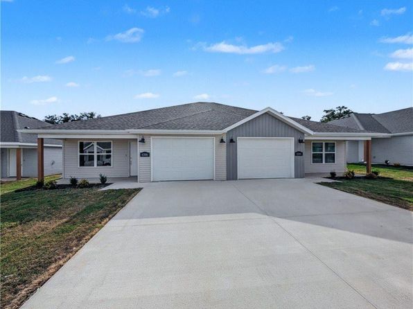 6304 & 6306 Kathleen St