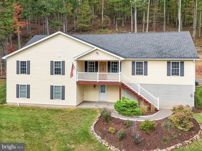 275 Monument Dr, PAw PAw, WV, 25434