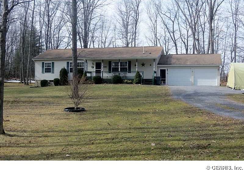 1st image of 1724 Twin Oaks Dr