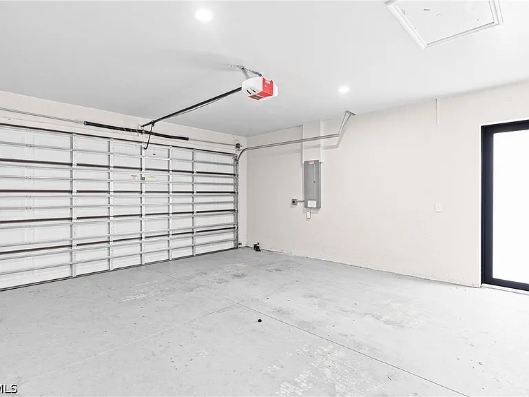 4707 6th St W — Photo 14