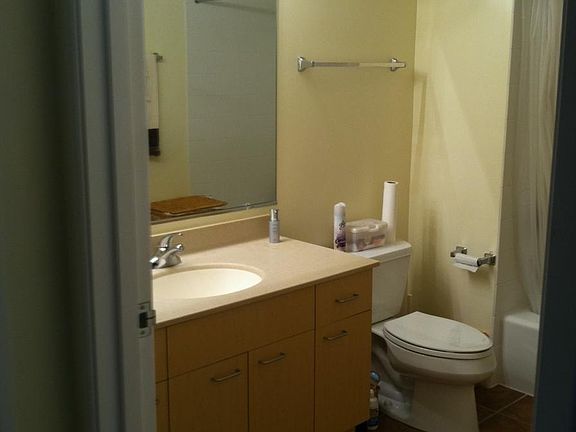 Great sized bathroom
