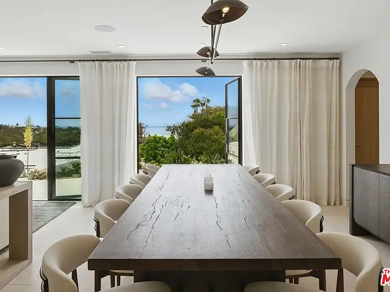 6326 Trancas Canyon Rd — Photo 11